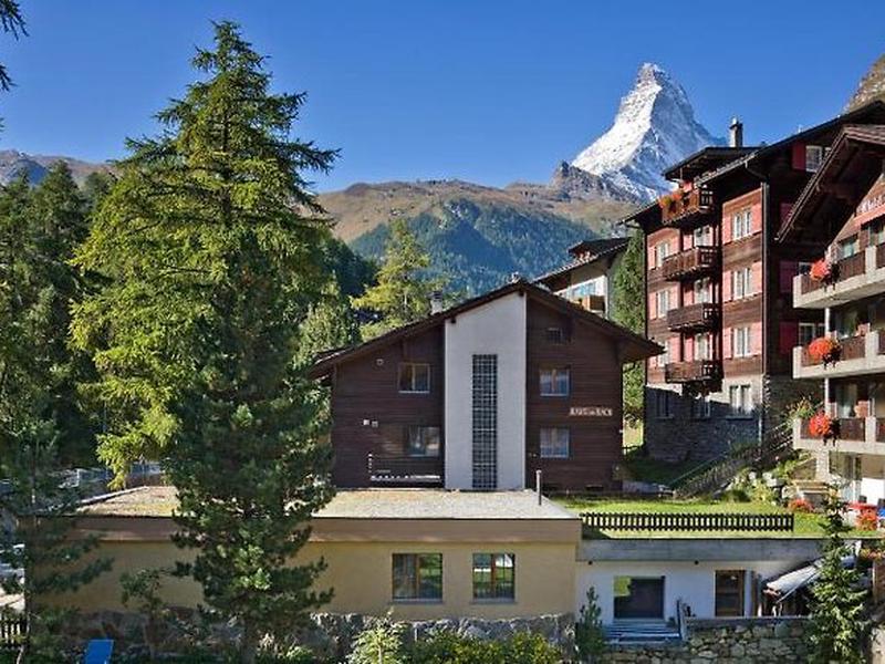 AE5FA21B6233679DAFB73B24BE37DAEB