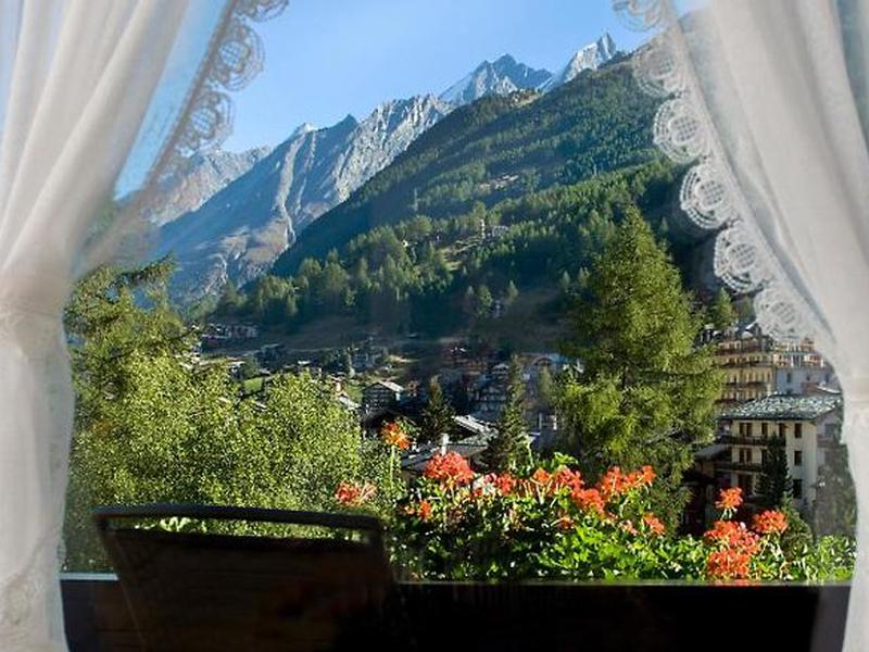 B02DB7C5D3E680394CA9626F3E3D5D5F