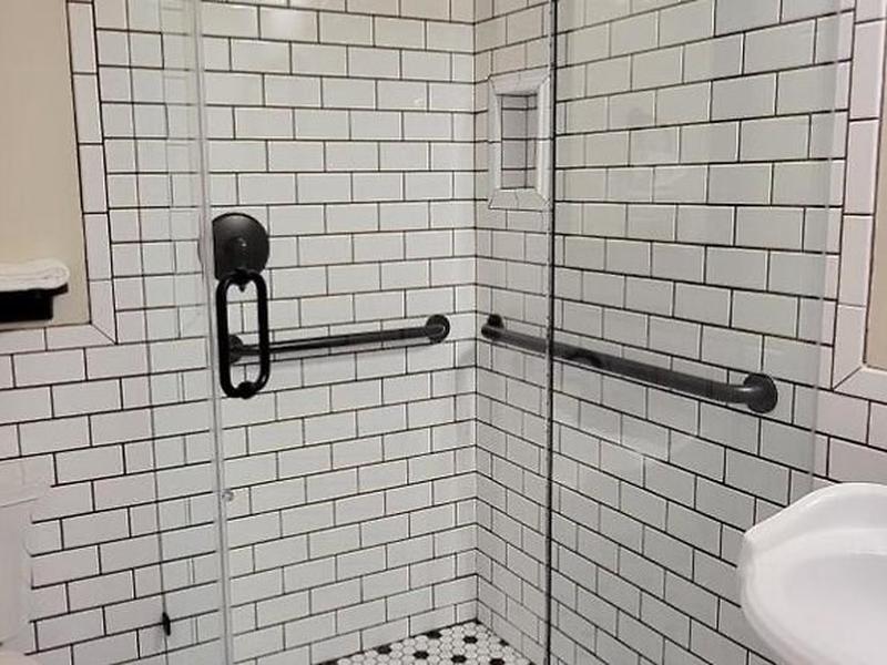 DE53EAB8C6D38391DC6EE90786CA69B7