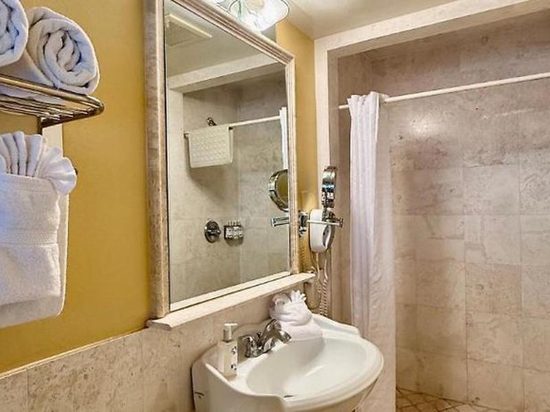 7DF175E3653E3A861523C5BF266BF17E