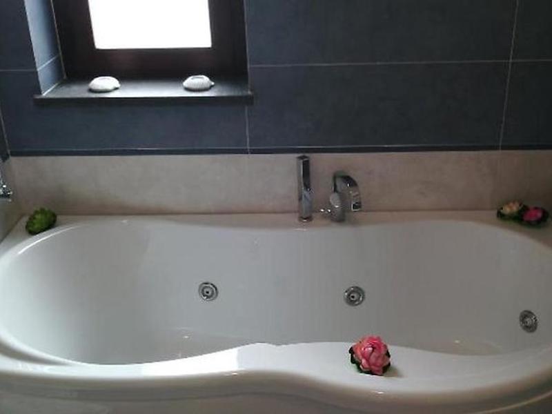 58C309DC333B6C68B618E8074AE69000