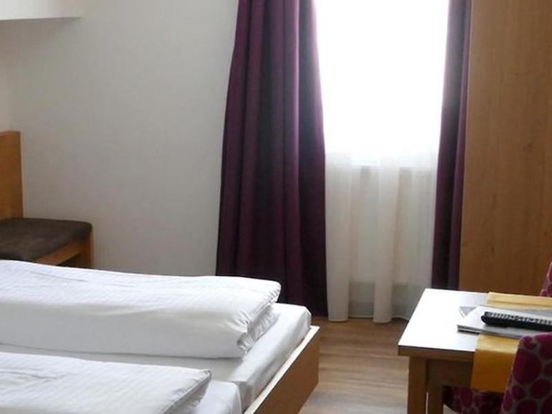 579355DFE17C5A8459A8661D909DB499