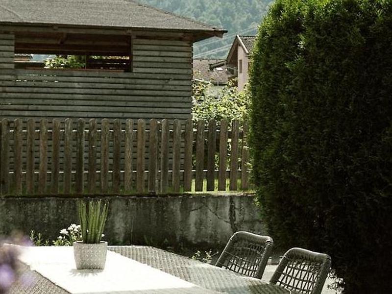 B8F686C3C376236242FDCEAC2FA7BD9D