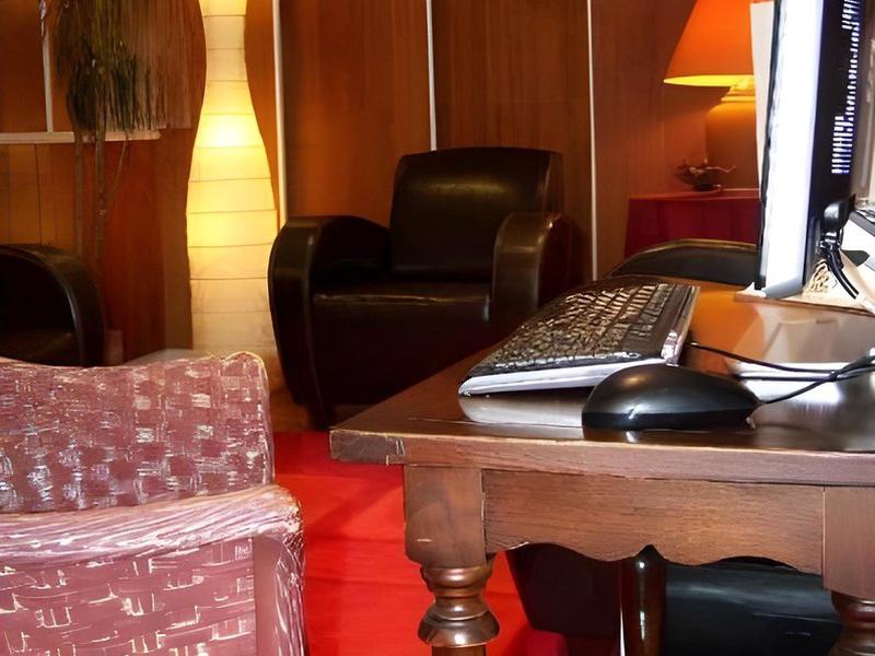 A0C2678518243E8026E3EAA8DB2FDE91