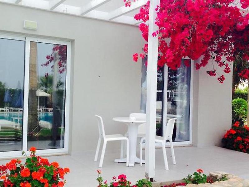 0B7941731D981AD5F531D41A5F36F8A8