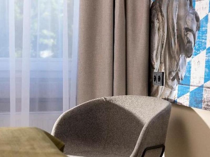 32E4487CE0A925FBB88400F1C36CBDDB