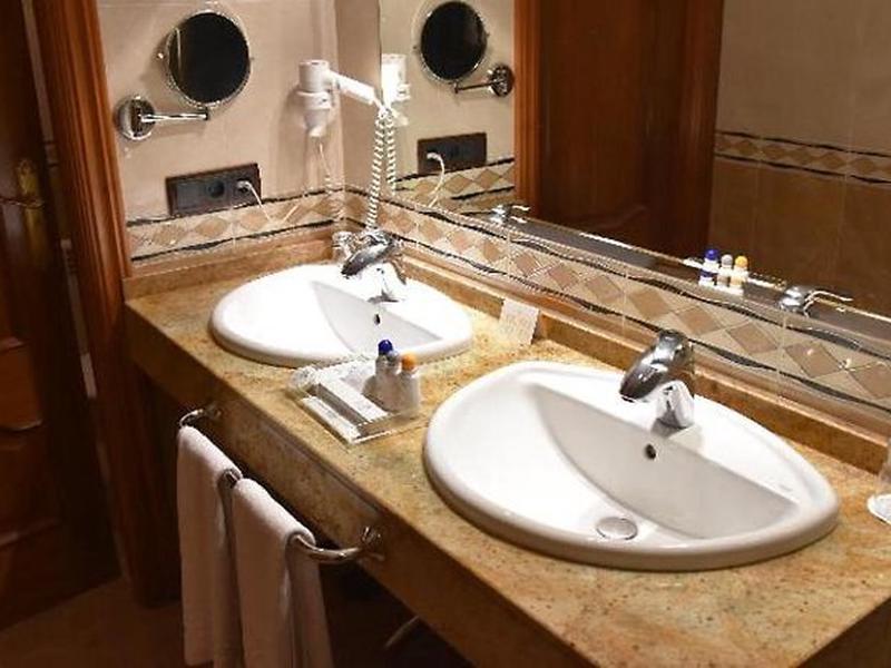 C4690099708B6713D3B627E2A386884F