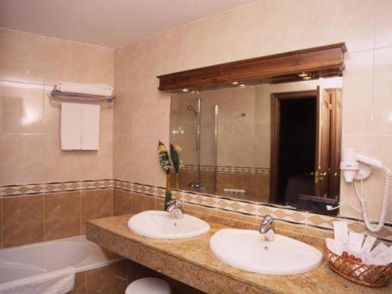 CE941BDDFFBEEC05EB0BA1212163C790