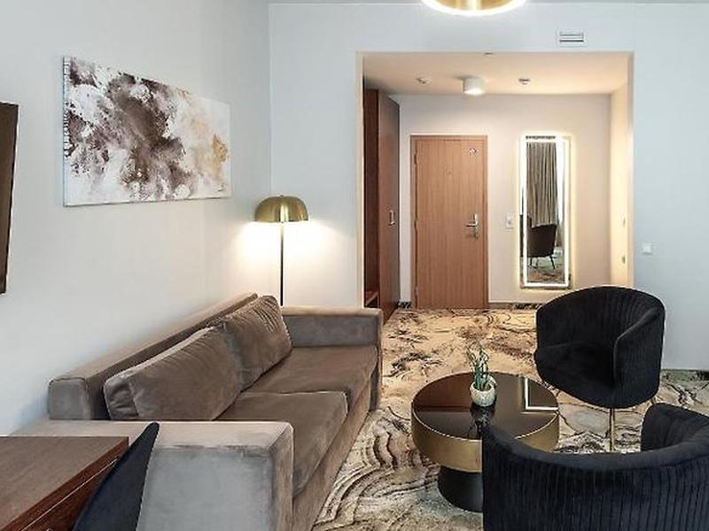 F3073C5A99DE1C945335D78D88DCA2E5