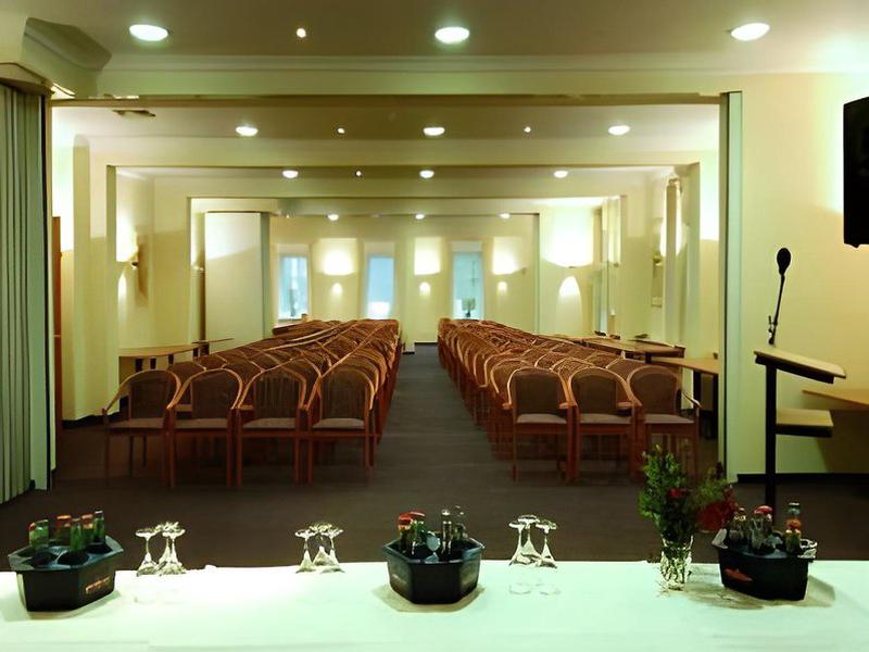 0C5578EFC22740545FB2409837AAFE4E