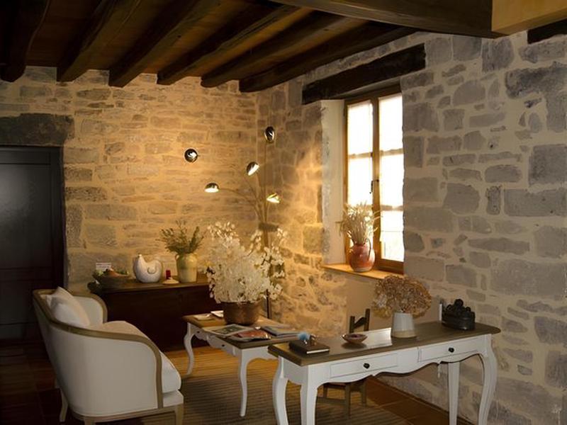 2F1BD7FD806523C57F659E7F7D18F1DB