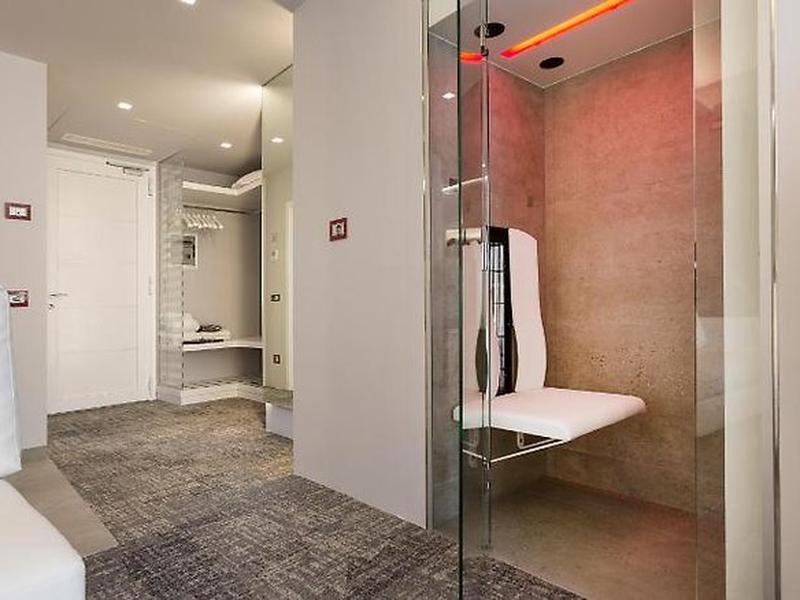 F8730BFB152ECC8DCA0F0EA774ECFFB6