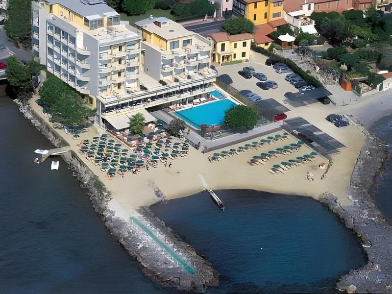 0F117991F850BFE00FA328A013F53FBE