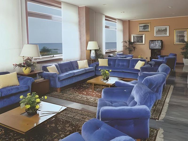 B6E692AF45F5314418574AD5A3C47235