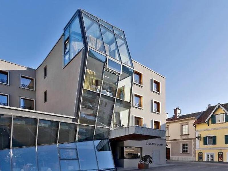 A2756EFDF7F5AFF048915EEB77966C07