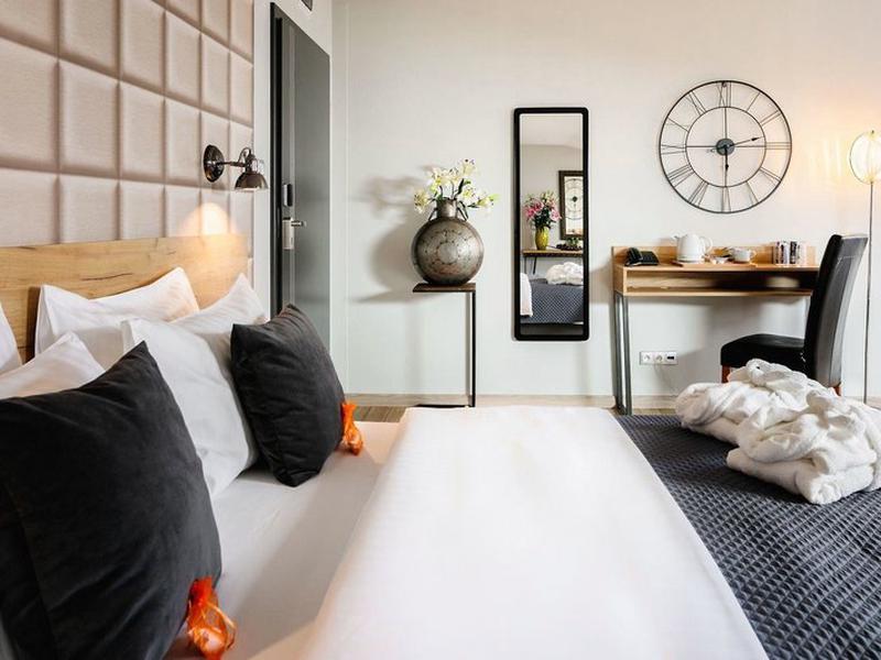 9FE876EB82406771940B8FFB8E1AC110