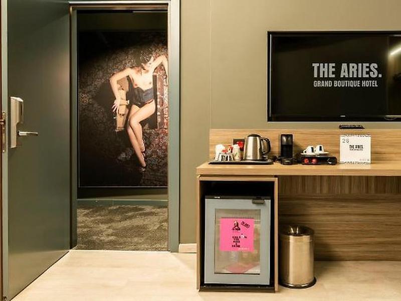 4AE71031454075D0F65D9C54F33D59CA