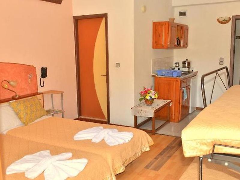 D3C5F8E3DC4BE53A418294A1A7058134