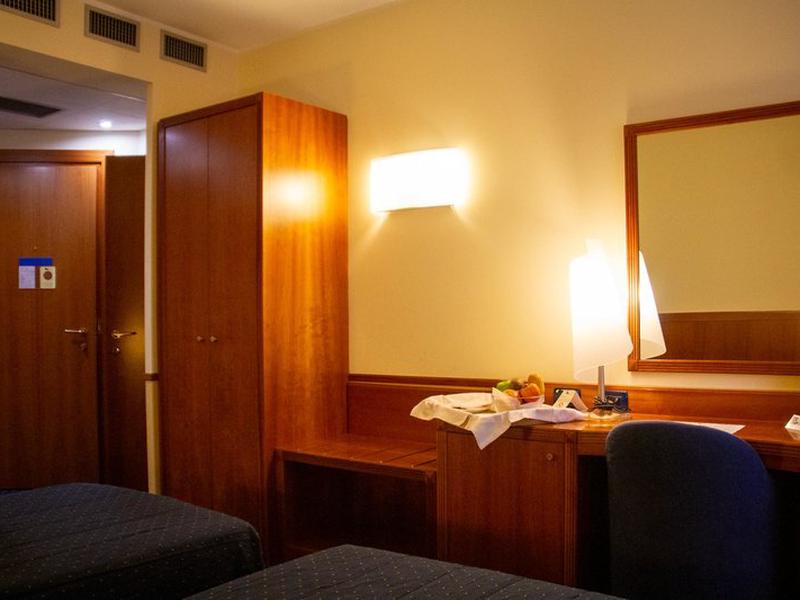 F537D9A9037E78C9C265F09123E3F457