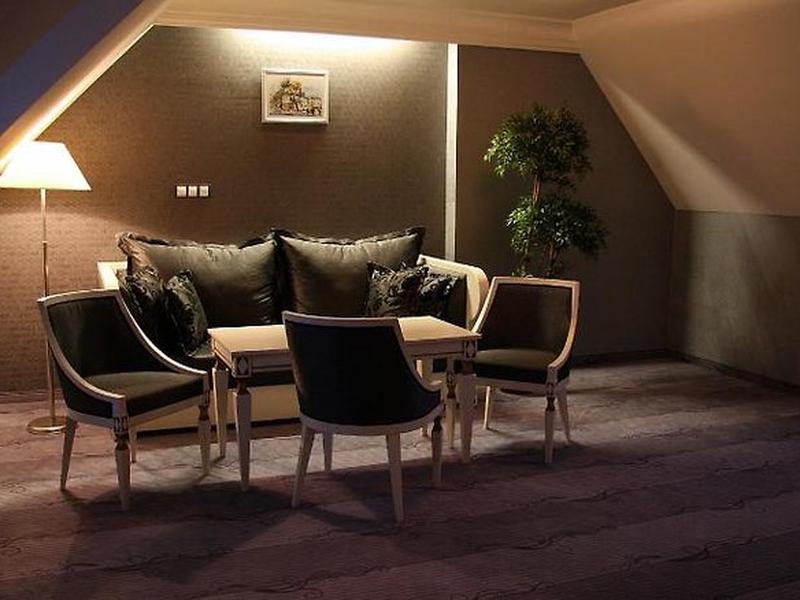 3809AFA3AA3406D4EBAEB037D2588F3A