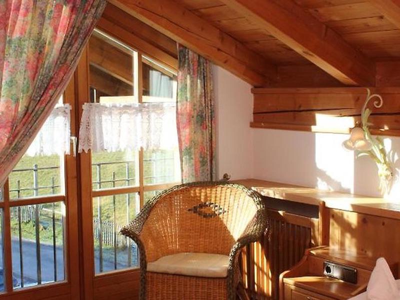 BCCDA3438033357A441C84FF32F47F76