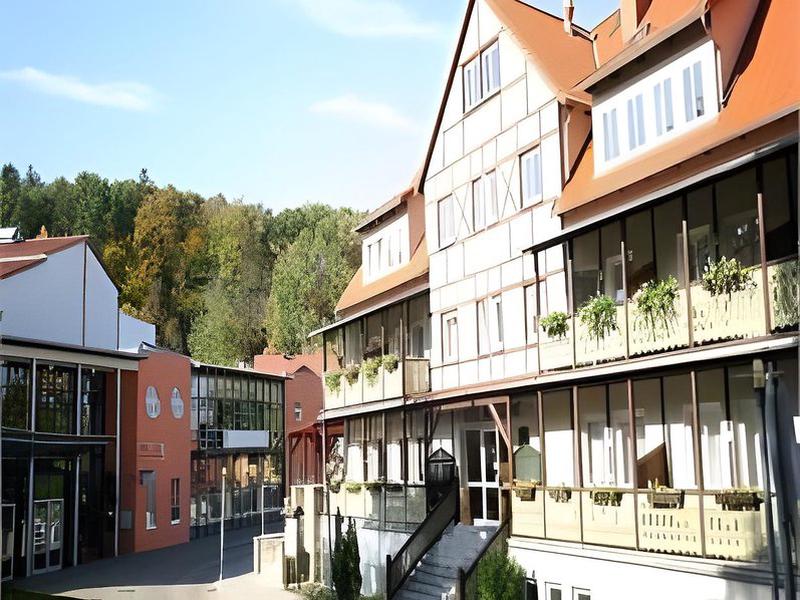 020DBE0E3376B3A0538D47306FF11B66