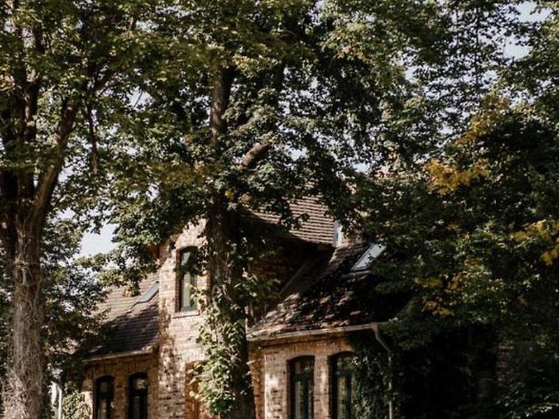 5DC2E7AB72FEB54B02F8635AAB60DD22