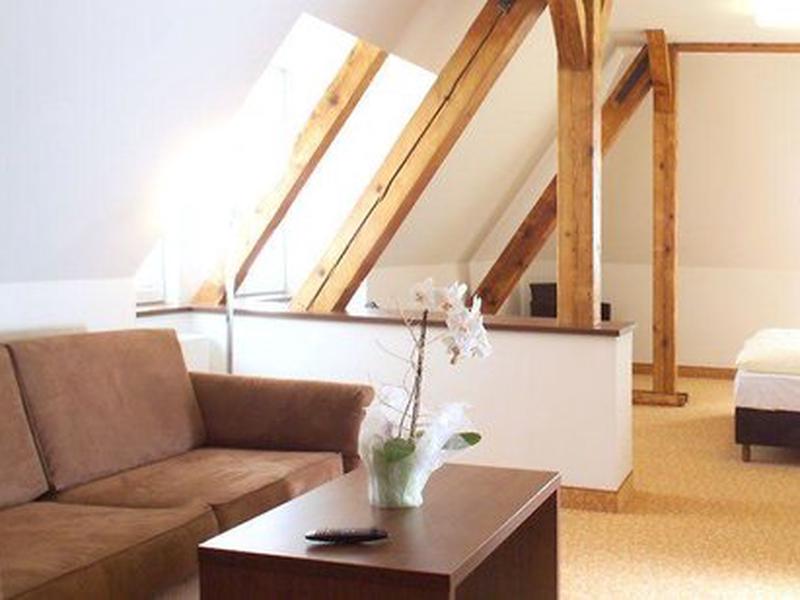 34BDEA465CBC5EA6DD0BC500E8D9A6D4