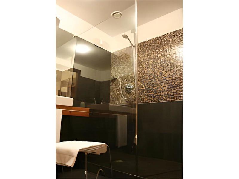 CB044890462158F397C273C189478390