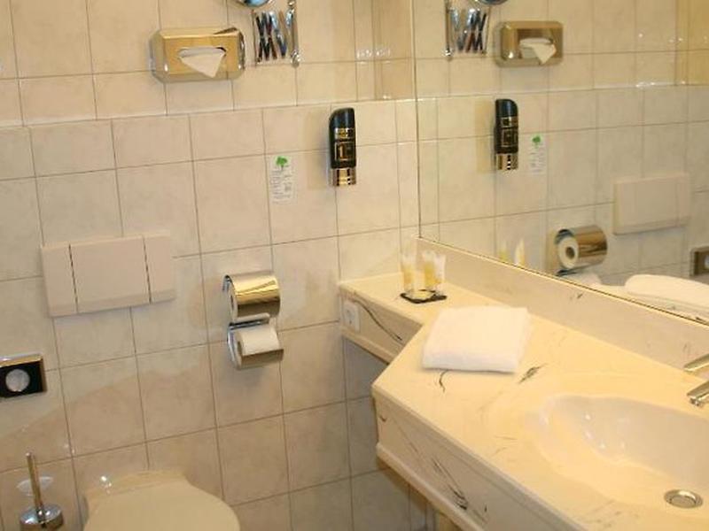 A0BEA5557EDD3D782D335D61612AA39F