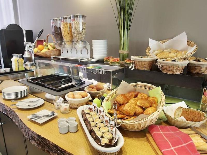 510676063C3D3FAF0D1DCE9144D9696E