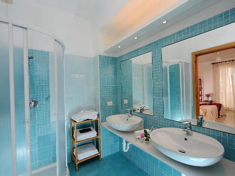 D6BEEF111EAFB9B8A335DFCC20FE2B99