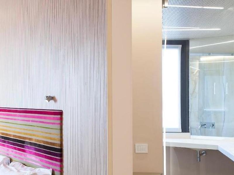 77AF3BF429C30BA6EB551B004B393B35