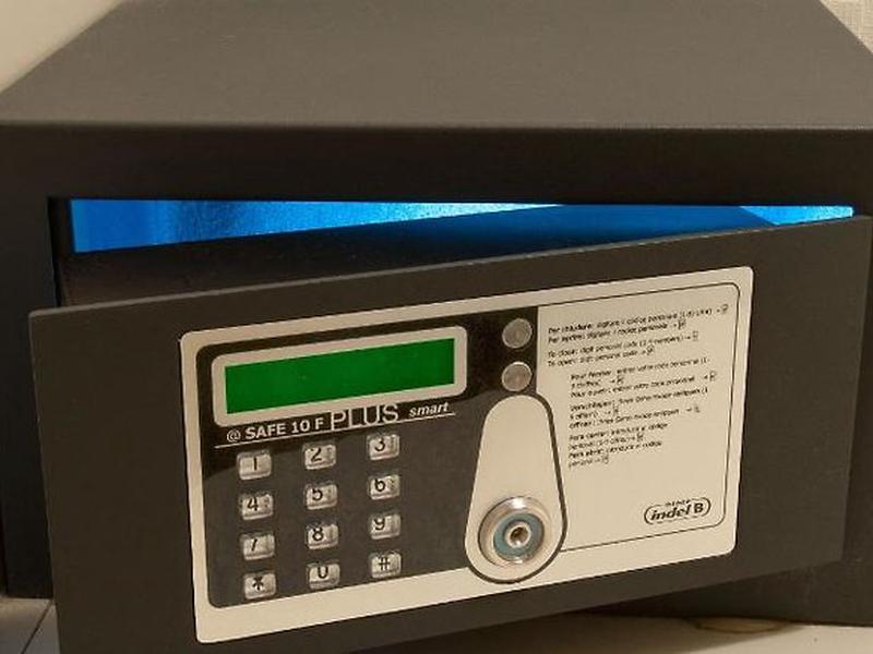 09ED904F480E338084042A00E4FE2D74