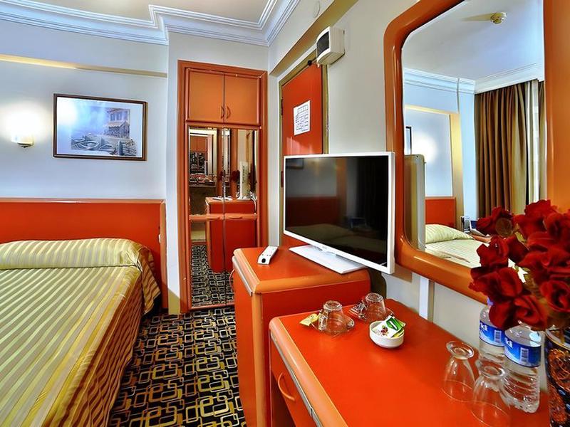 7026C3283FBB165B29856998CA3A9AE9