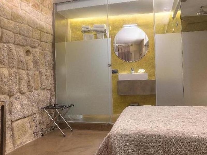 677458ACD5852C5552E3F2857860A2EF