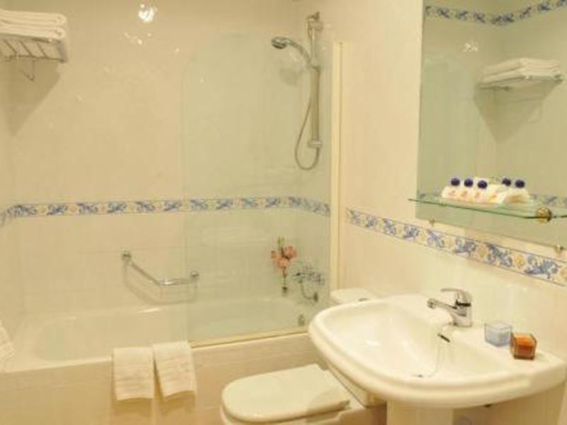 02CBD2DAA49B1C44AFB6681CF663C0A0