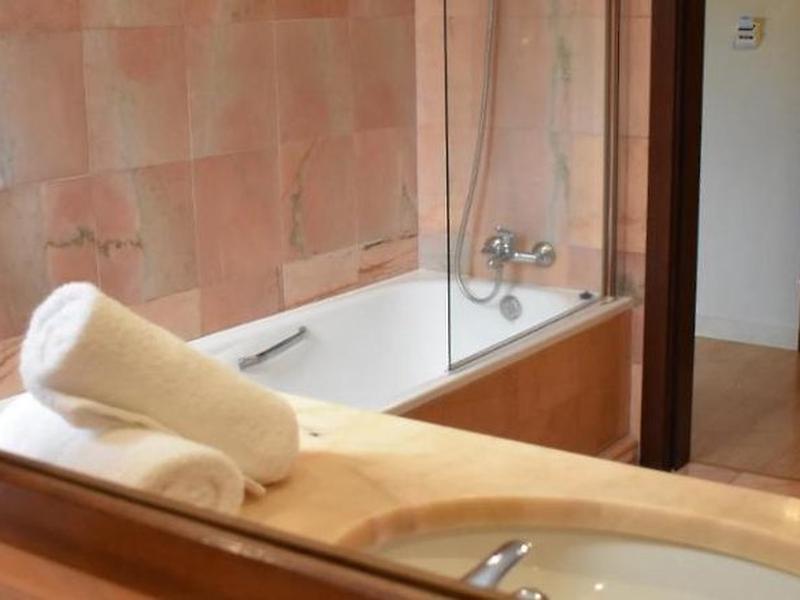 83876510C6483931B1C2BC2C0AE8D2E6