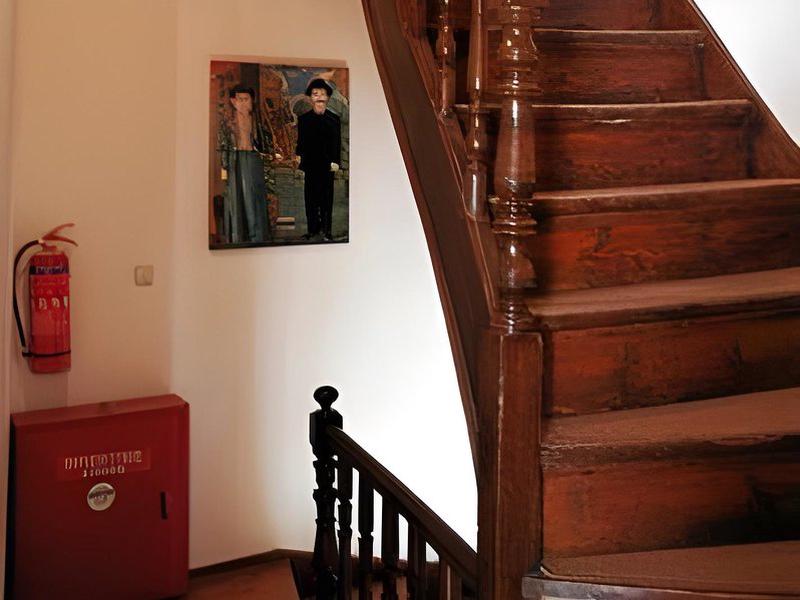 21311CDA87F7EB20462A7AC20A7AD76A