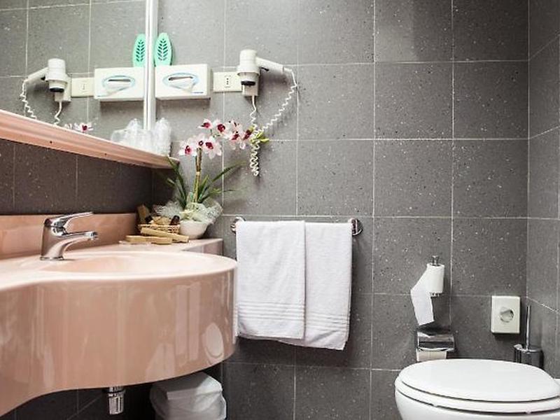 7B5A767476153DB628A23D61F0C2963B