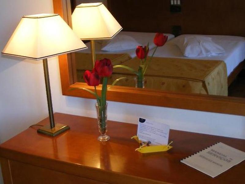 281C01490DBFB43A6B9A593A9E541C9E