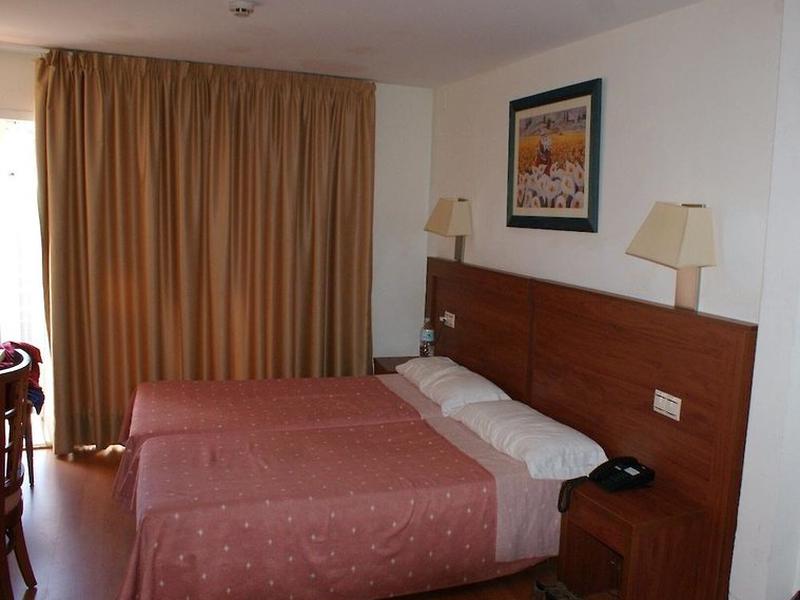 F00348B3BB4423D4A41DF149FAC0EB6B