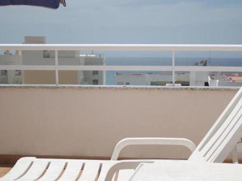 EA20C31BAFD6FFE90043E67325C66EF9