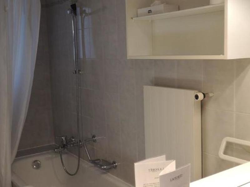 69A3A524770A3A5B26505D4AA4E5494D