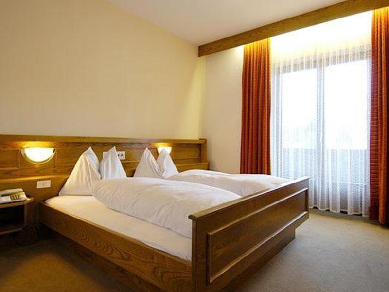 577ECA58569AD7305A9F128D947FF0D4