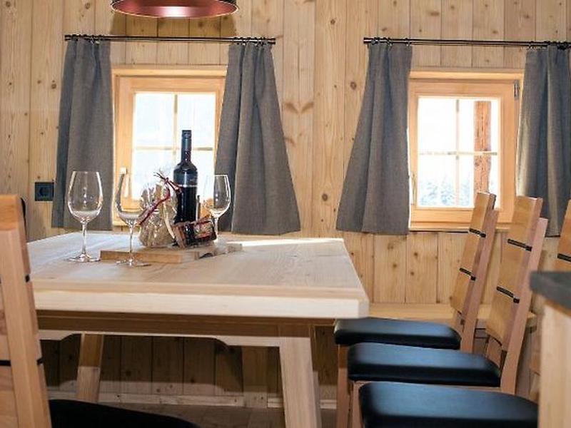 157CAF5C93EC743324F22B66DB36AAB3