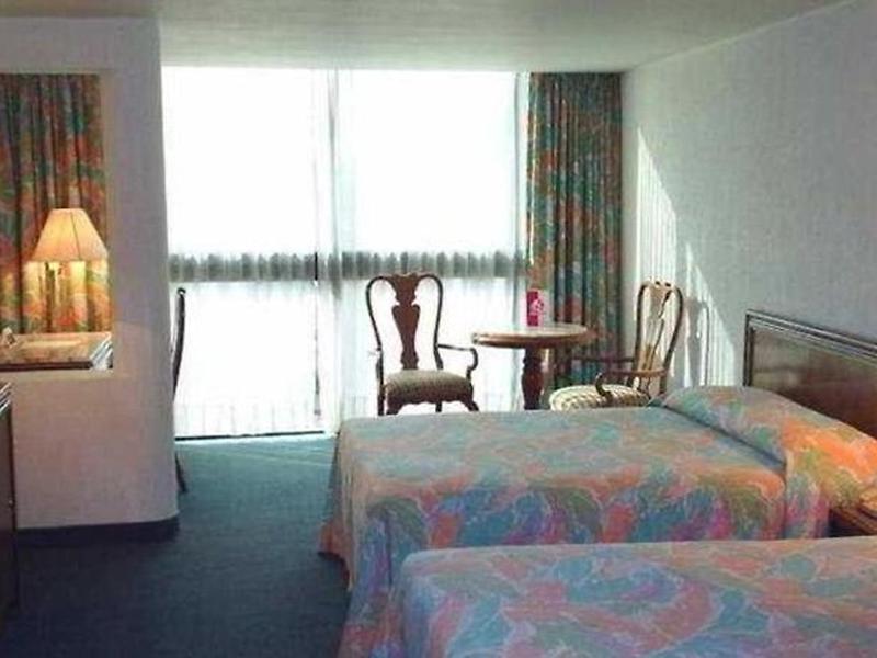 323F6B37A45A8BE52B4444FACCA5EC69