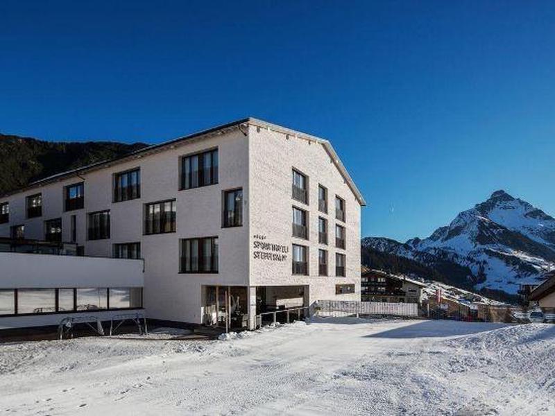 EC6F3CB0E3C51A88C6F83265C1DC0AB1