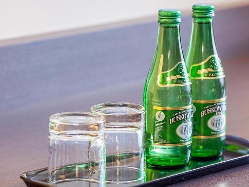 40D00679920BC59A81AD616758294725