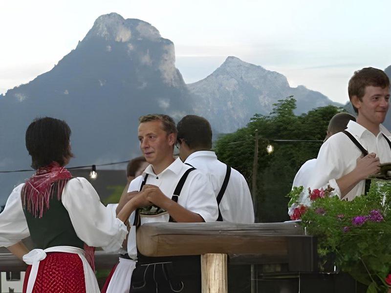 10829E8FCBC601B82947D8B5B4DD4B11